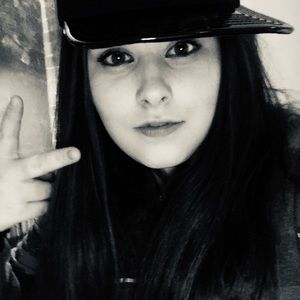 Meet your Posher, Vanessa